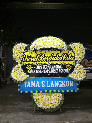 Papan Bunga Duka di Raharja